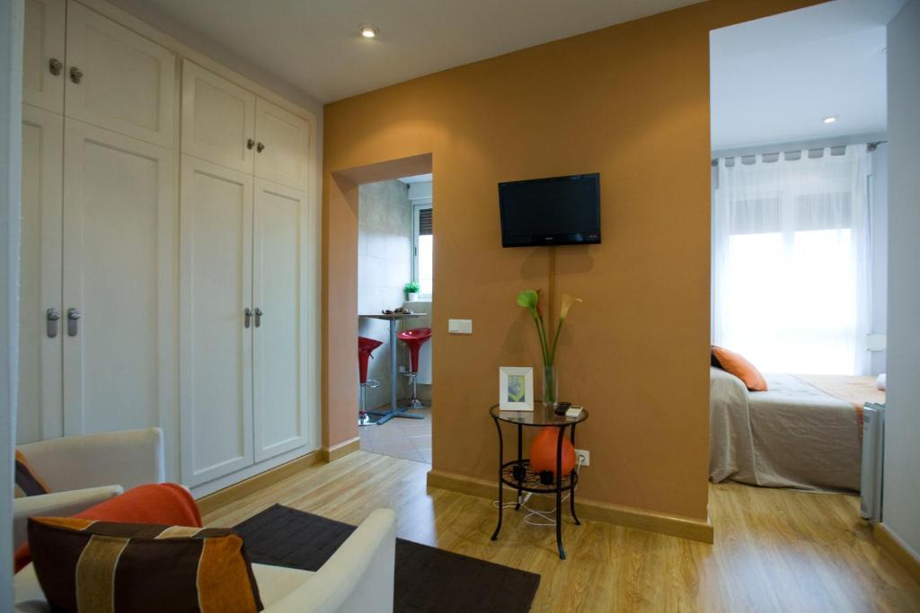 Apartamento Tirso De Molina Apartman Madrid Szoba fotó