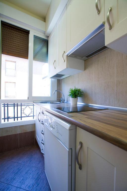 Apartamento Tirso De Molina Madrid Szoba fotó