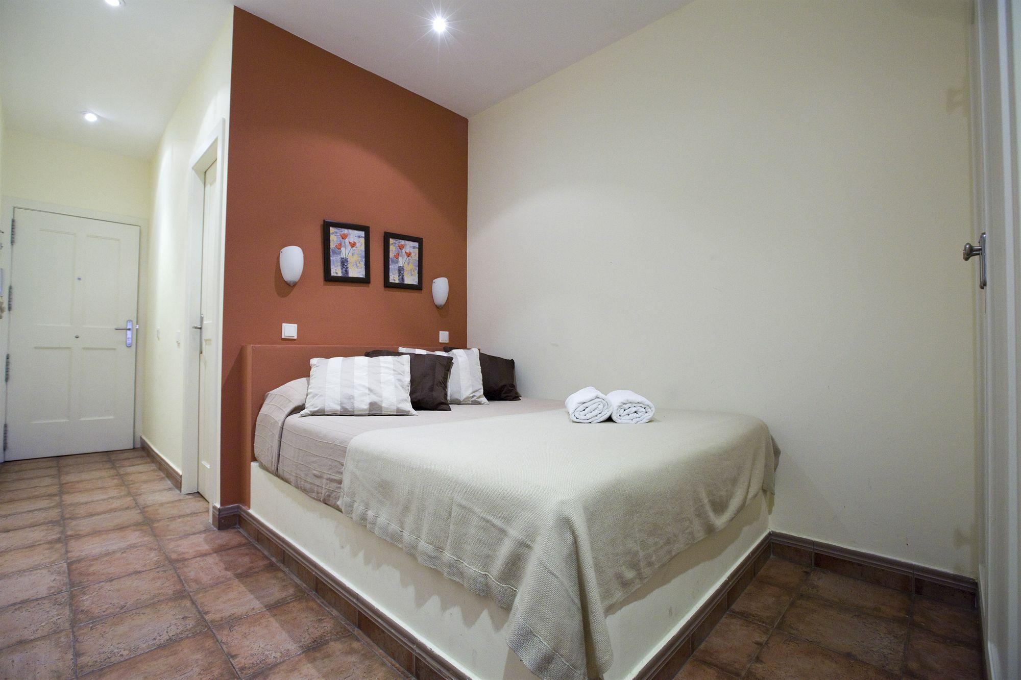 Apartamento Tirso De Molina Madrid Kültér fotó